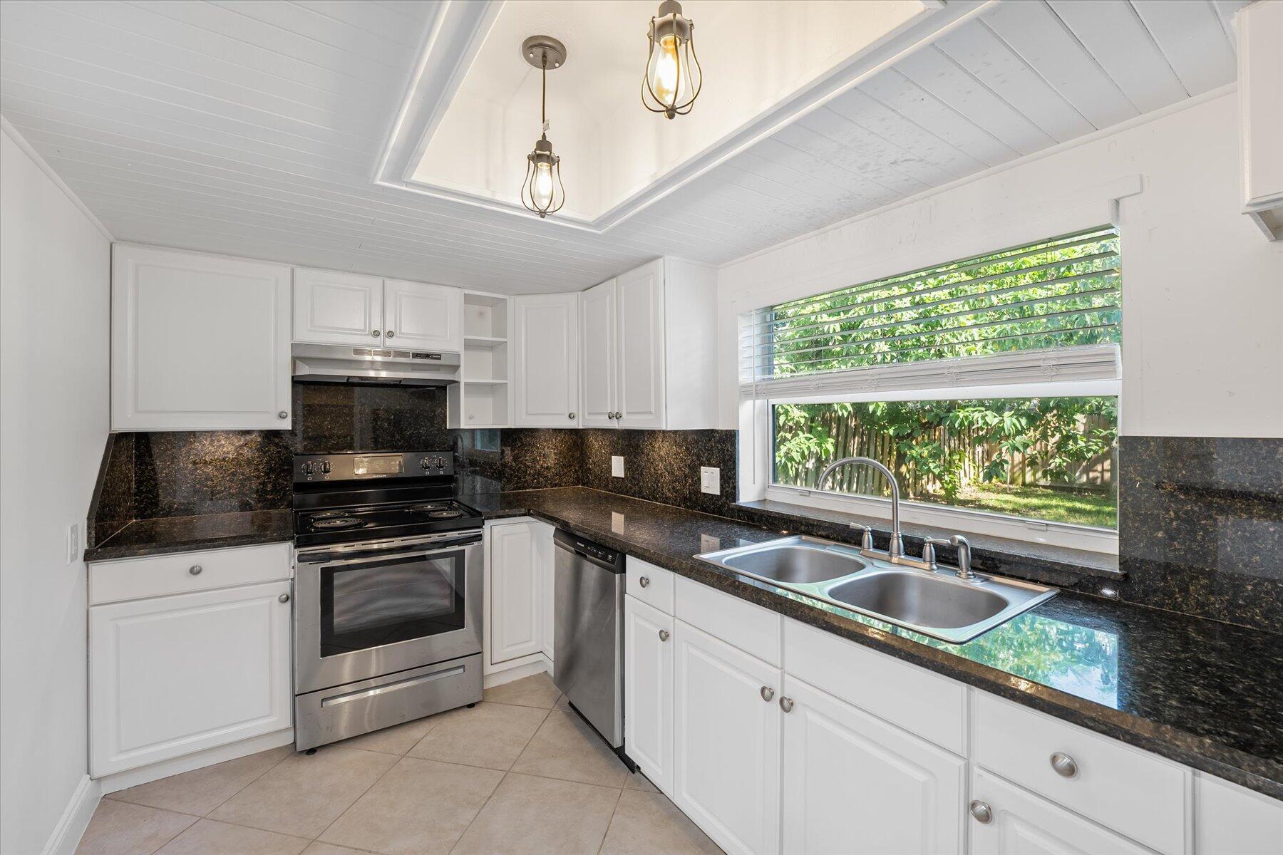 5889 Williamson Road Jupiter, FL 33458 - Photo 13 of 55 5889 Williamson Road (38)