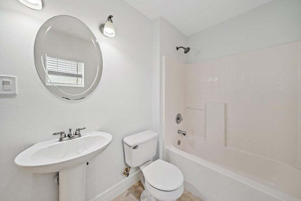 5889 Williamson Road Jupiter, FL 33458 - Photo 25 of 55 5889 Williamson, Jupiter, FL 33458 (9)