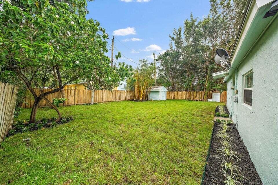 5889 Williamson Road Jupiter, FL 33458 - Photo 3 of 55 5889 Williamson, Jupiter, FL 33458 (16)