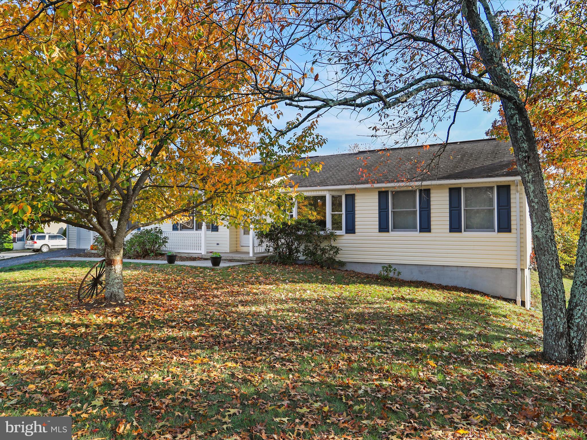 350 Ridge View Drive Berkeley Springs, WV 25411 - Photo 3 of 37 Gallery Image 3