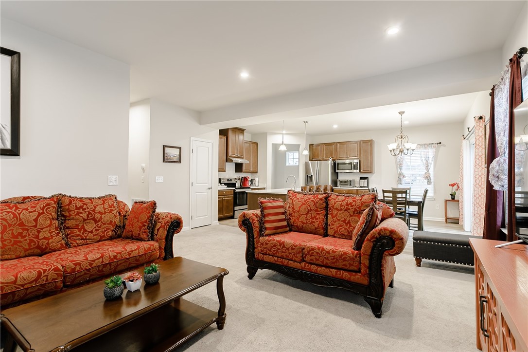 135 Planters Row Henrietta, NY 14586 - Photo 12 of 22