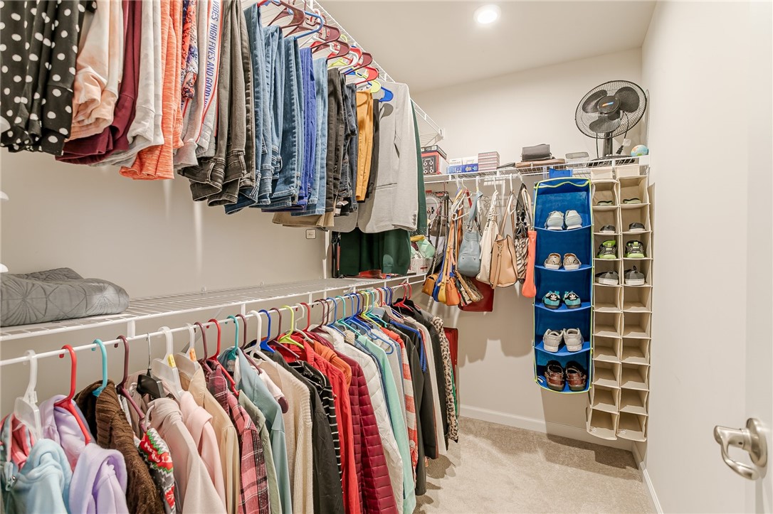 135 Planters Row Henrietta, NY 14586 - Photo 18 of 22