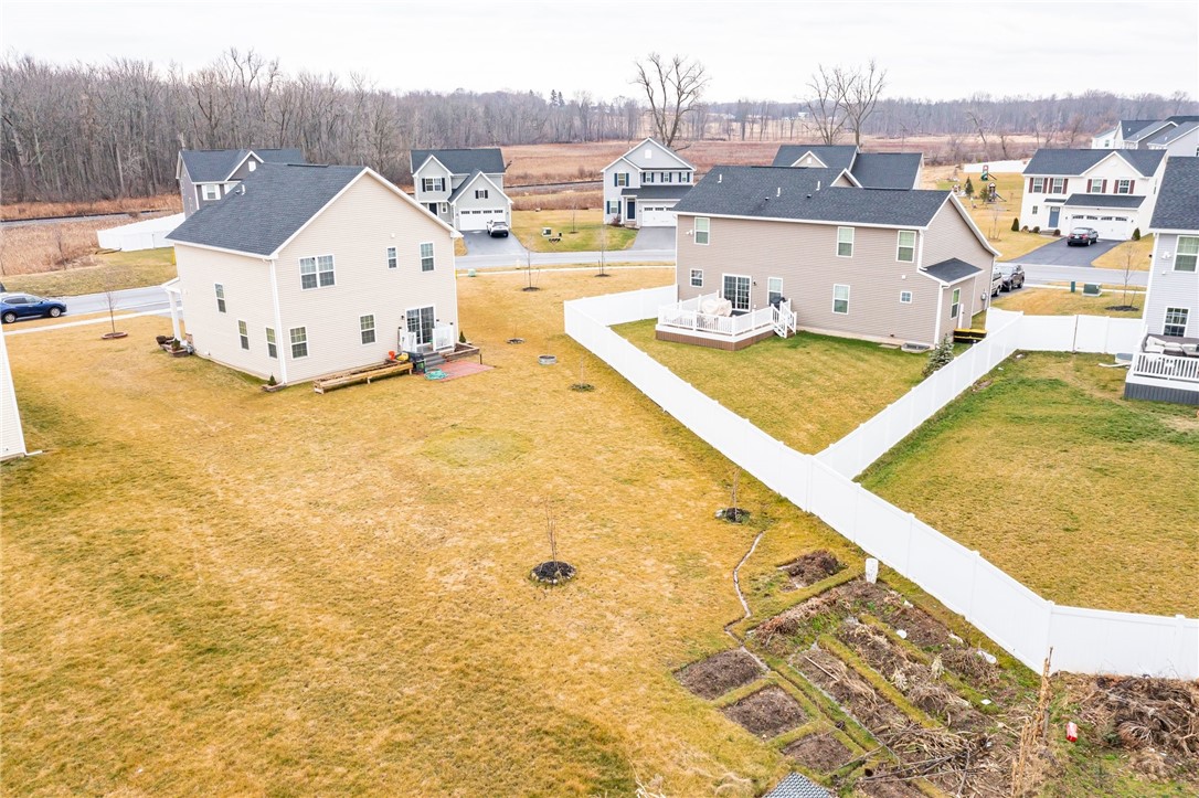 135 Planters Row Henrietta, NY 14586 - Photo 3 of 22