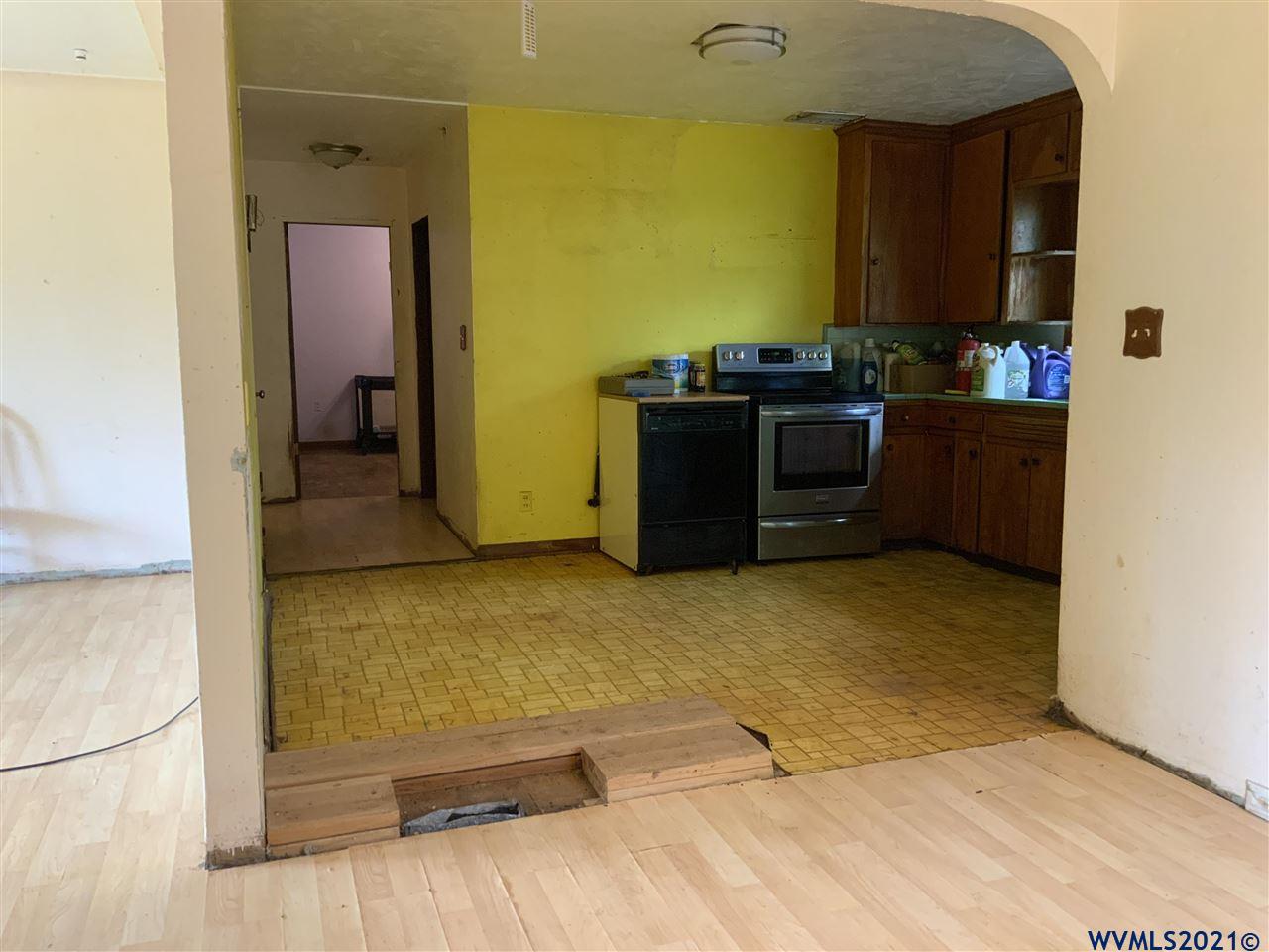 22255 Jennie Road Lyons, OR 97358 - Photo 11 of 27 Gallery Image 11