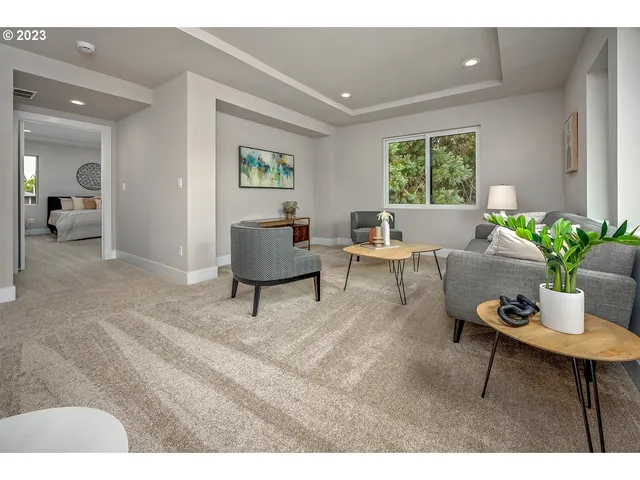 $899,950 | 12131 Southeast Majestic Fls Avenue, Happy Valley, OR 97086