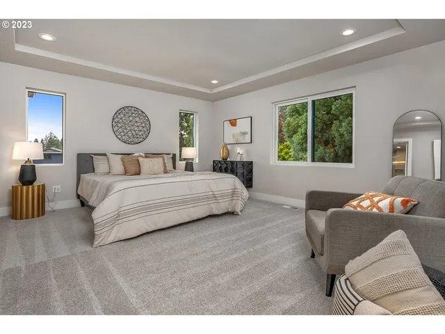 $899,950 | 12131 Southeast Majestic Fls Avenue, Happy Valley, OR 97086