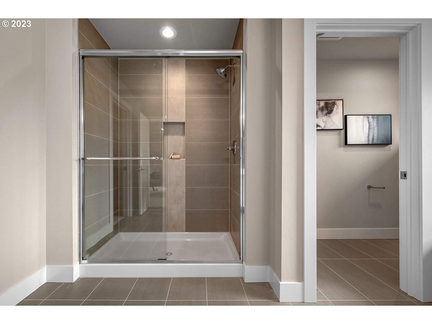 12131 Southeast Majestic Fls Avenue Happy Valley, OR 97086 - Photo 30 of 43