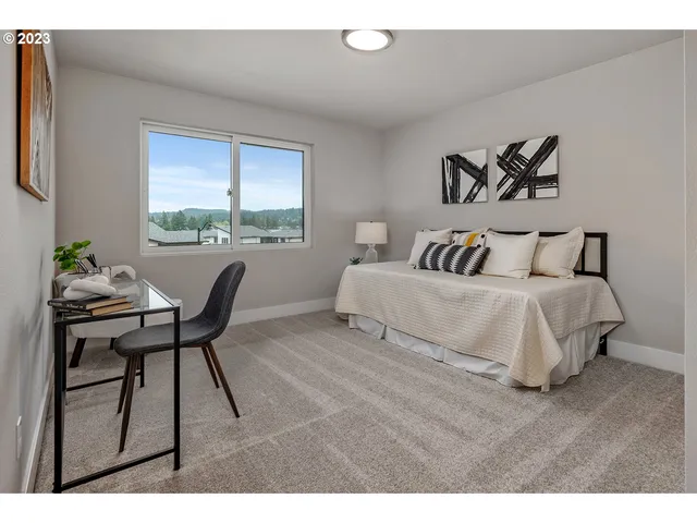 $899,950 | 12131 Southeast Majestic Fls Avenue, Happy Valley, OR 97086