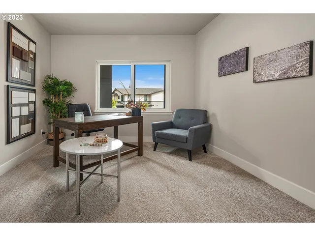 $899,950 | 12131 Southeast Majestic Fls Avenue, Happy Valley, OR 97086