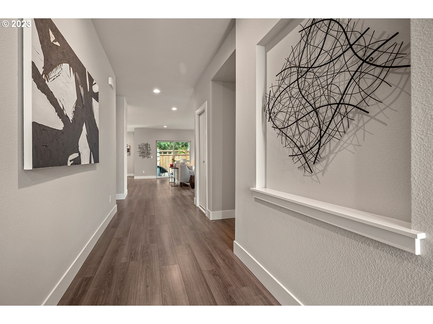 12131 Southeast Majestic Fls Avenue Happy Valley, OR 97086 - Photo 5 of 43