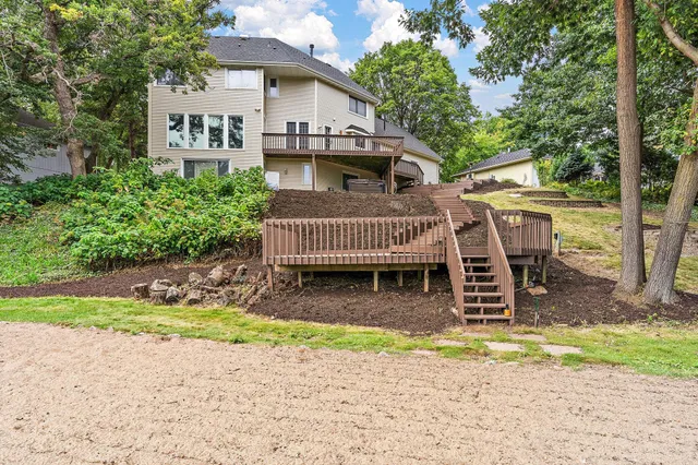 $6,800 | 12060 48th Avenue North, Plymouth, MN 55442