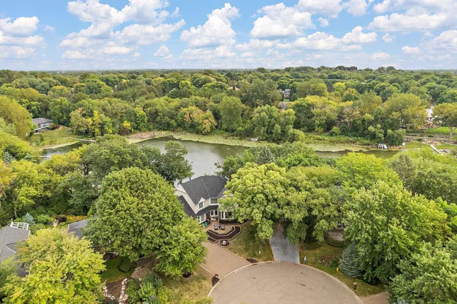 $6,800 | 12060 48th Avenue North, Plymouth, MN 55442