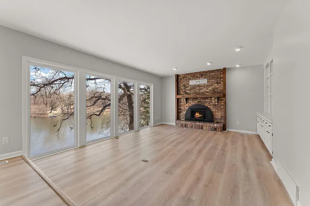 $6,800 | 12060 48th Avenue North, Plymouth, MN 55442