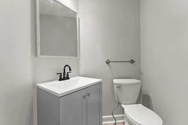 $6,800 | 12060 48th Avenue North, Plymouth, MN 55442