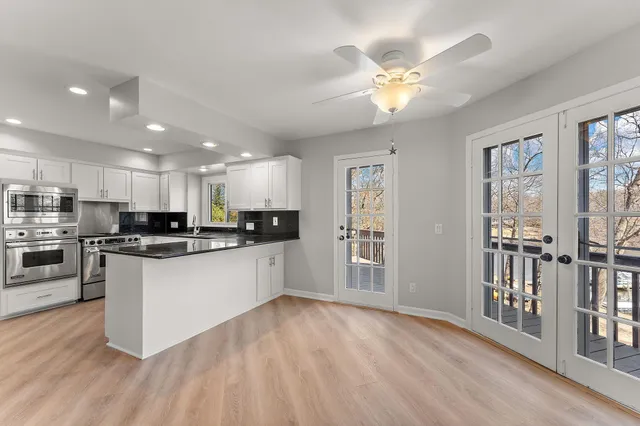 $6,800 | 12060 48th Avenue North, Plymouth, MN 55442