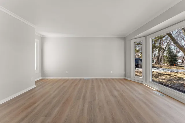 $6,800 | 12060 48th Avenue North, Plymouth, MN 55442