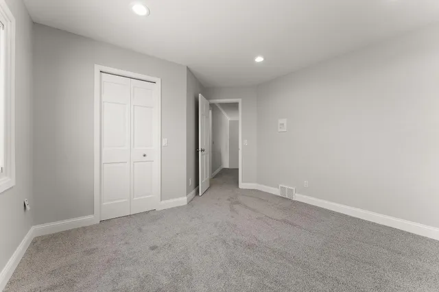 $6,800 | 12060 48th Avenue North, Plymouth, MN 55442