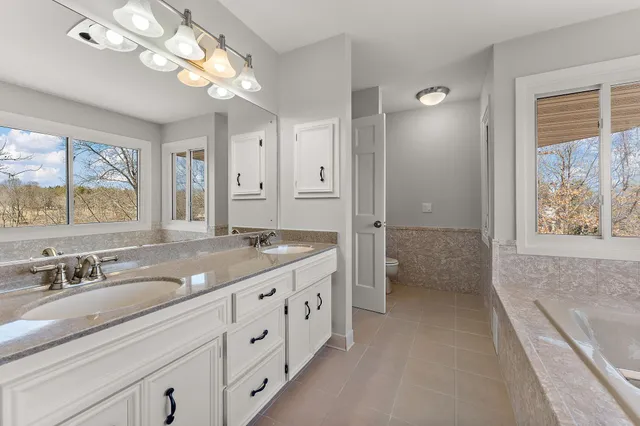 $6,800 | 12060 48th Avenue North, Plymouth, MN 55442