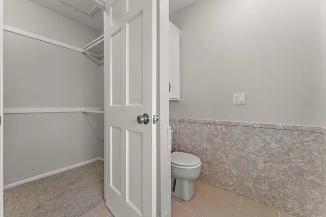 $6,800 | 12060 48th Avenue North, Plymouth, MN 55442