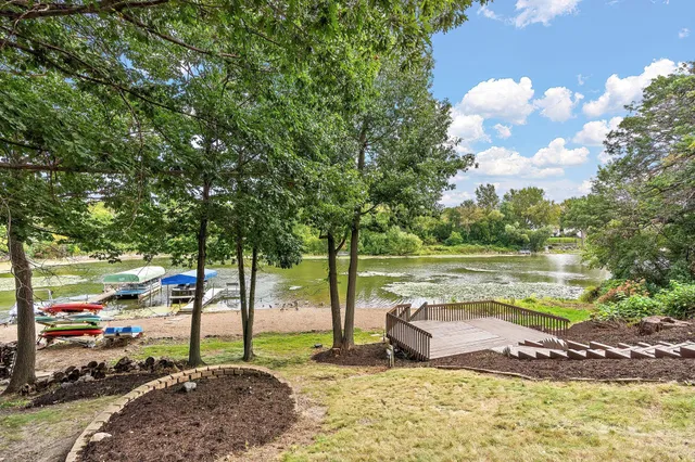 $6,800 | 12060 48th Avenue North, Plymouth, MN 55442