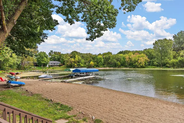 $6,800 | 12060 48th Avenue North, Plymouth, MN 55442