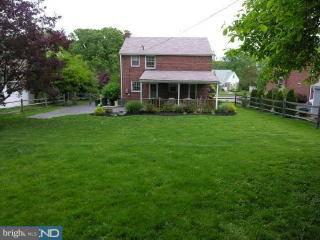 560 West Rolling Road Springfield, PA 19064 - Photo 2 of 6