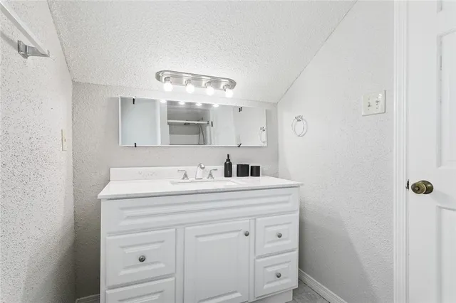 $2,800 | 3751 Marion Street, Metairie, LA 70002