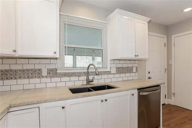 $1,615 | 1322 Kiowa Street, Leavenworth, KS 66048