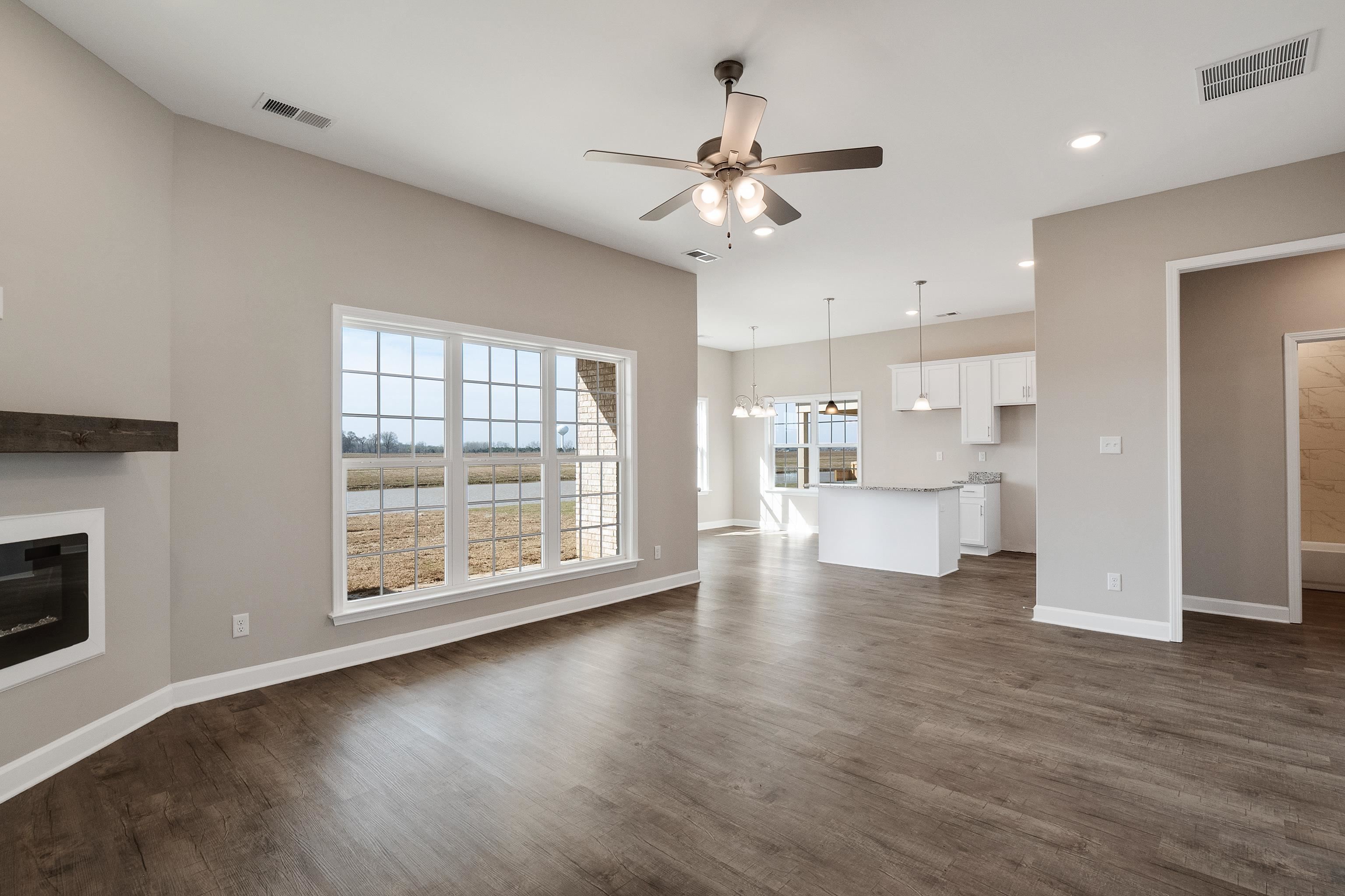 212 Centerline Roper Loop Byhalia, MS 38611 - Photo 11 of 27 Gallery Image 11