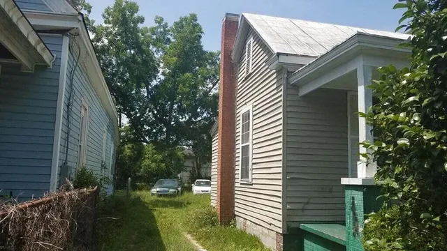 $1,000 | 2026 Clark Street, Augusta, GA 30904