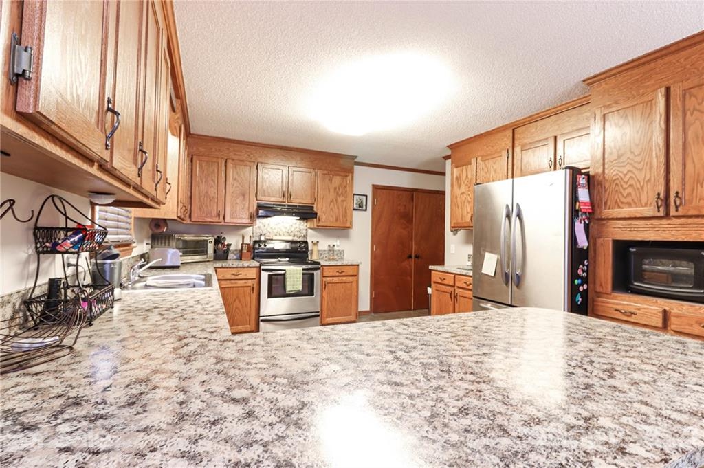 1420 Swift Road Oakboro, NC 28129 - Photo 9 of 26 Gallery Image 9