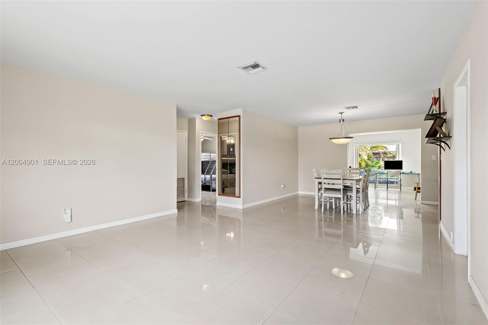 2210 North 57th Way Hollywood, FL 33021 - Photo 8 of 16 Photo 8