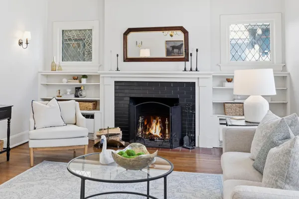 $695,000 | 2937 North Summit Avenue, Milwaukee, WI 53211