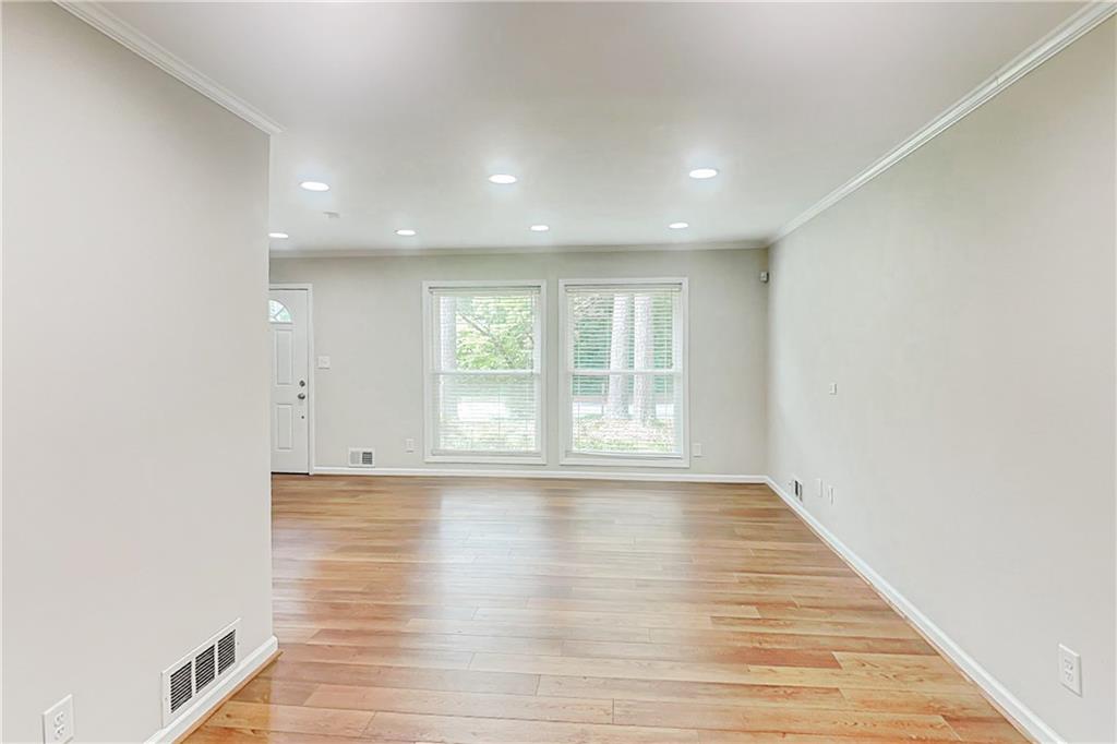 2902 Delcourt Drive Decatur, GA 30033 - Photo 6 of 23