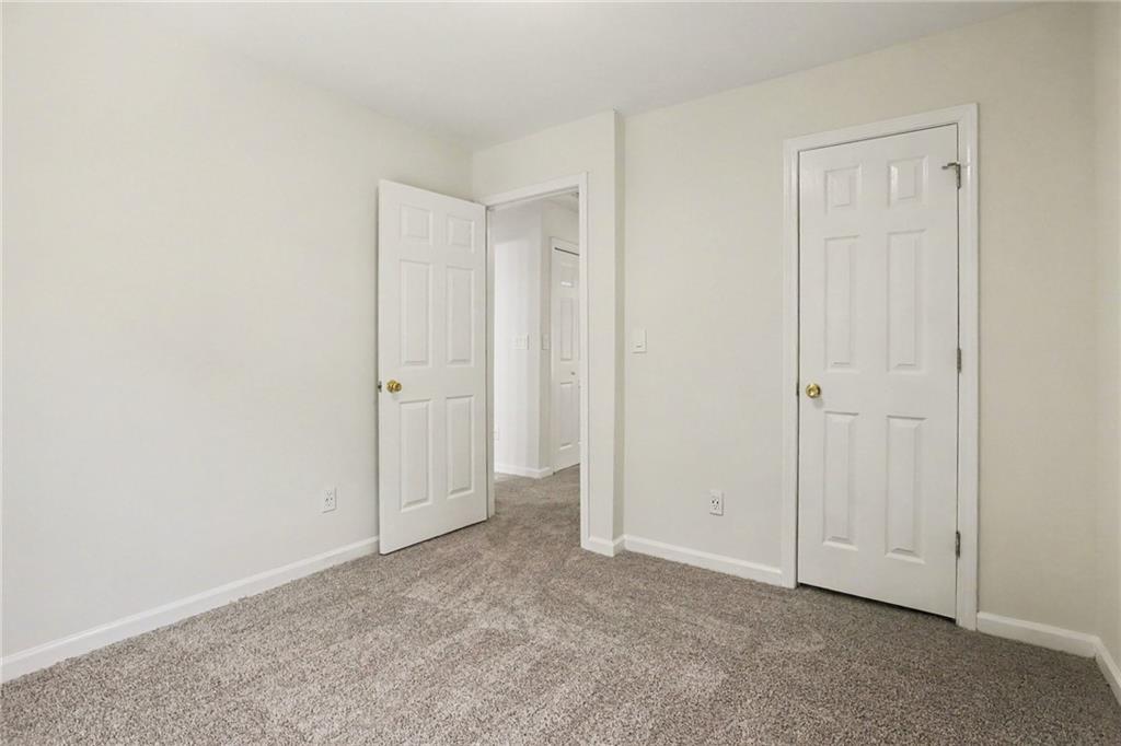 975 Riverside Walk Crossing Northeast Sugar Hill, GA 30518 - Photo 12 of 17 Gallery Image 12