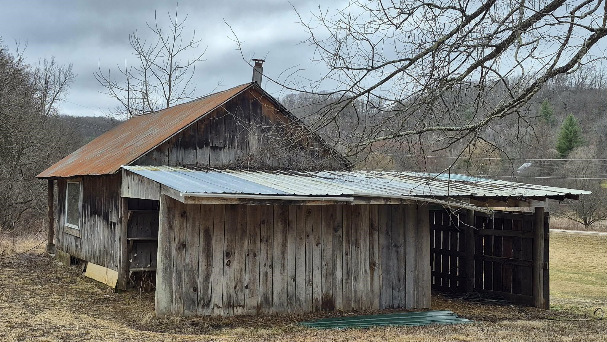 S7392 Highway 14 Readstown, WI 54652 - Photo 3 of 13