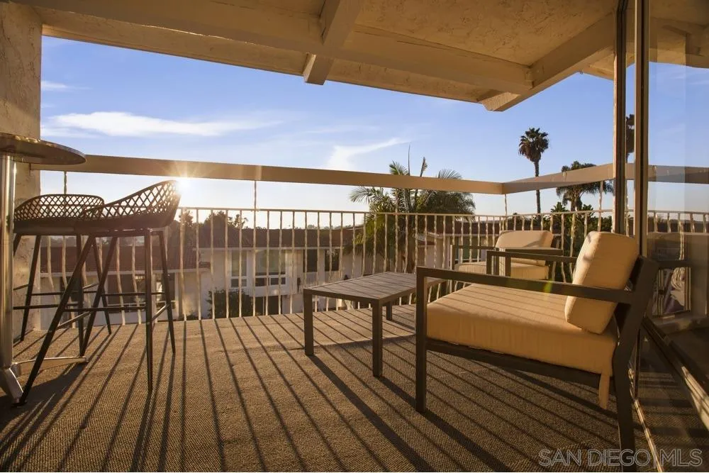 2331 Caringa Way, Unit 38 Carlsbad, CA 92009 - Photo 10 of 26