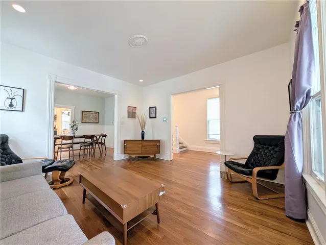 $325,000 | 2534 Charlotte Street, Kansas City, MO 64108