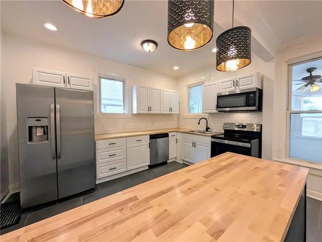 $325,000 | 2534 Charlotte Street, Kansas City, MO 64108