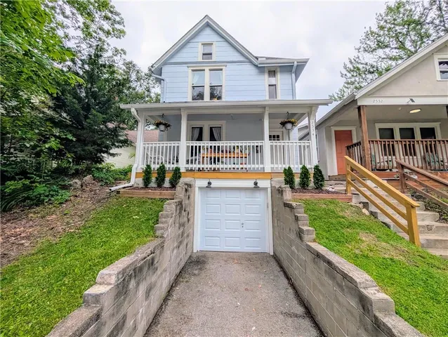 $325,000 | 2534 Charlotte Street, Kansas City, MO 64108