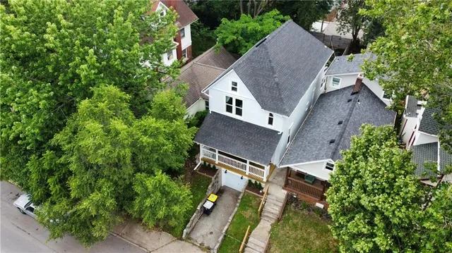 $325,000 | 2534 Charlotte Street, Kansas City, MO 64108