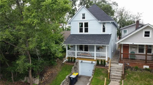 $325,000 | 2534 Charlotte Street, Kansas City, MO 64108
