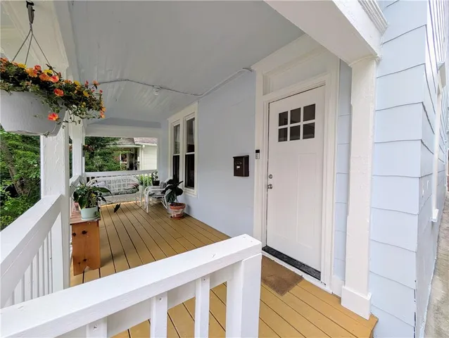 $325,000 | 2534 Charlotte Street, Kansas City, MO 64108