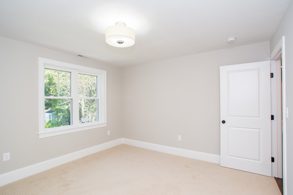 11 Wentworth Road Natick, MA 01760 - Photo 25 of 30 Gallery Image 25