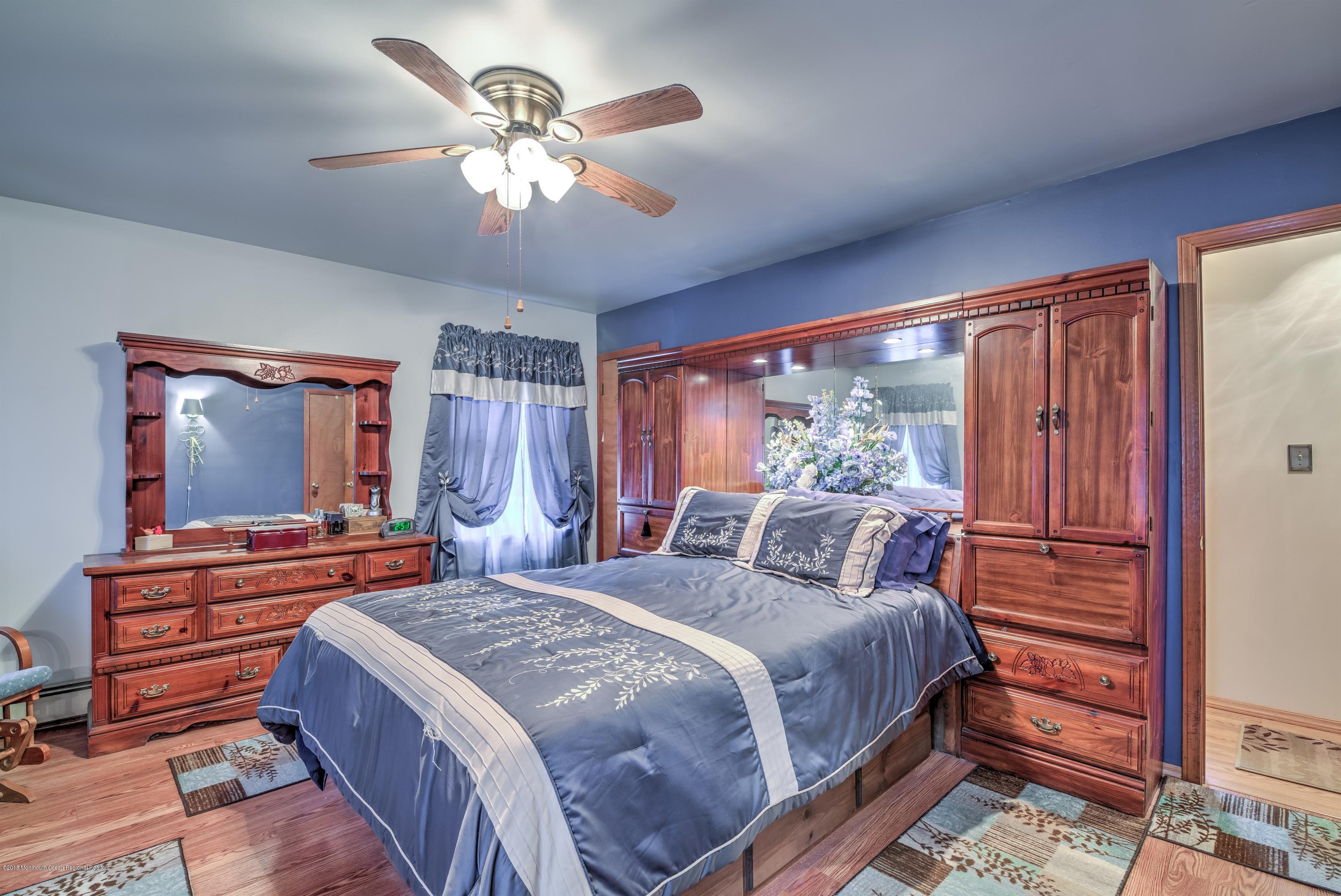 74 Daum Road Manalapan, NJ 07726 - Photo 8 of 16 015_MASTER BEDROOM