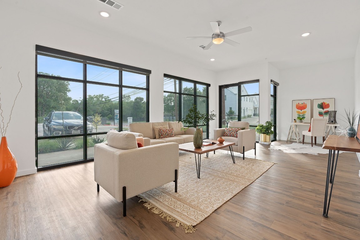 Welcome to Gravity ATX, where modern elevated living meets East Austin style and convenience.