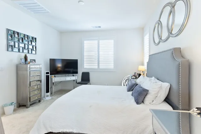 $554,900 | 16040 Jamie Lane, Unit 9, Fontana, CA 92336