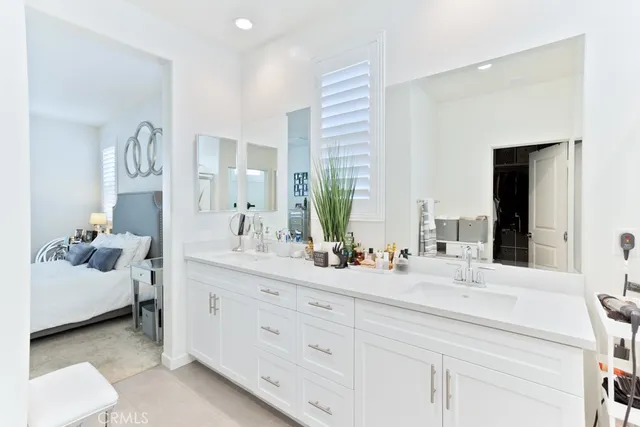 $554,900 | 16040 Jamie Lane, Unit 9, Fontana, CA 92336