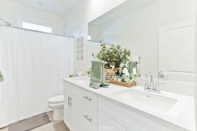 $554,900 | 16040 Jamie Lane, Unit 9, Fontana, CA 92336