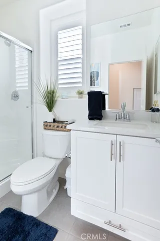 $554,900 | 16040 Jamie Lane, Unit 9, Fontana, CA 92336